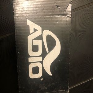 Adio men’s skating shoes